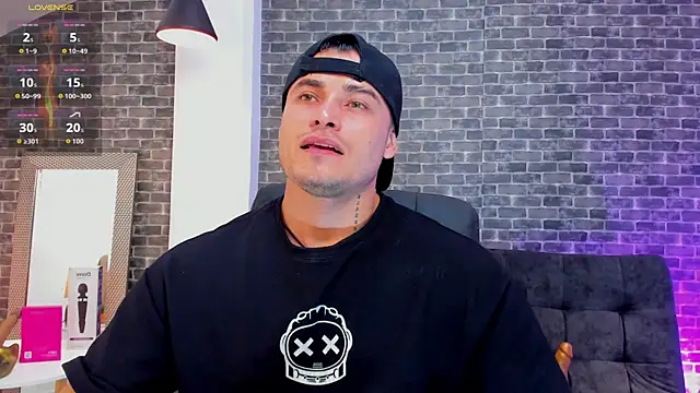 connorsmiith online show from 09.11.25