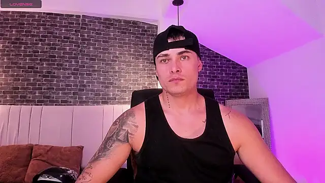 connorsmiith online show from 02.14.26