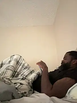 Snapshot of urmant chatting on 02.19.26 urmant online show from 02.19.26