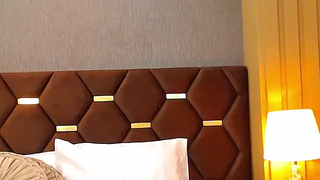 MelodyCarsson online show from 11.22.25