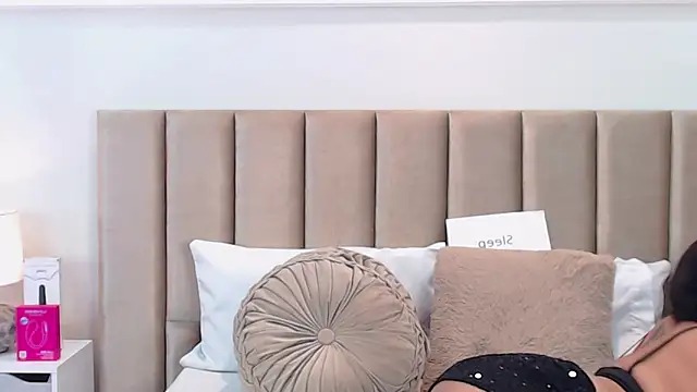 MelodyCarsson online show from 02.19.26