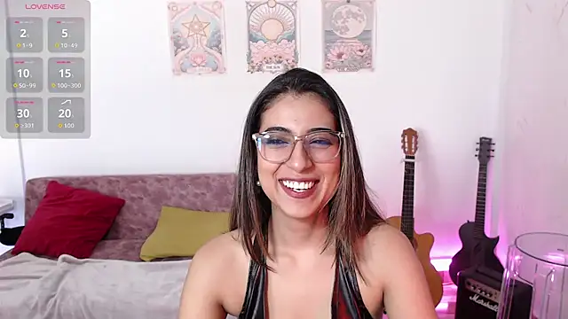 Snapshot of Susanahendrix chatting on 11.16.25 Susanahendrix online show from 11.16.25