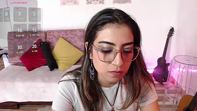 Snapshot of Susanahendrix chatting on 12.04.25 Susanahendrix online show from 12.04.25