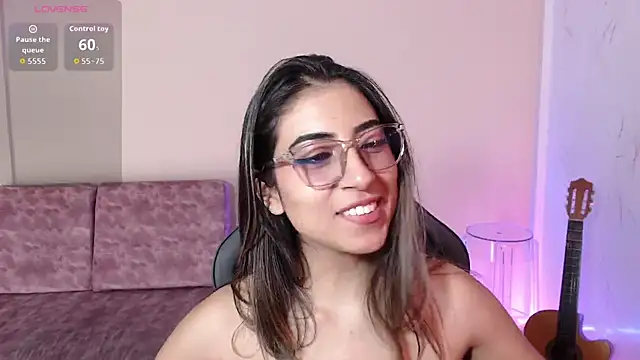 Snapshot of Susanahendrix chatting on 02.25.26 Susanahendrix online show from 02.25.26