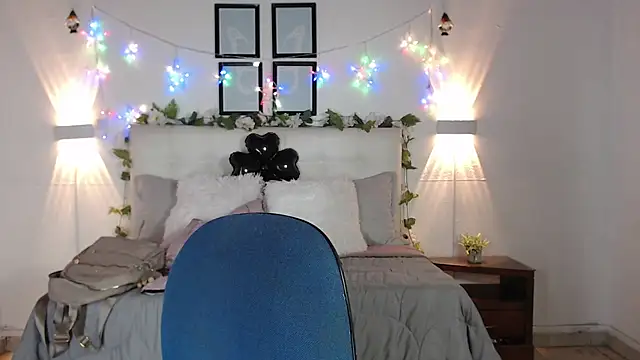 Megan 05  online show from 02.21.26