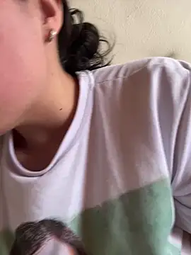 Snapshot of Megan_05_ chatting on 05.14.26 Megan 05 online show from 05.14.26