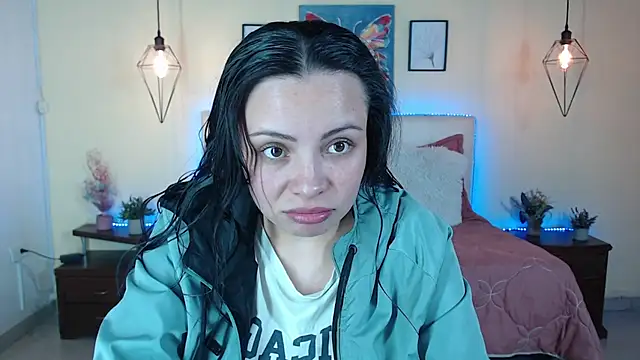 Snapshot of Megan_05_ chatting on 06.24.26 Megan 05 online show from 06.24.26