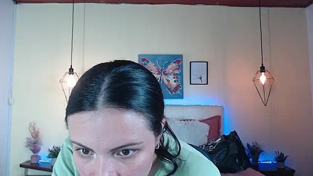 Snapshot of Megan_05_ chatting on 06.30.26 Megan 05 online show from 06.30.26