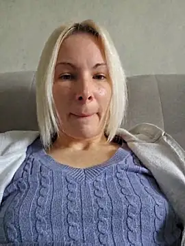 Sunny-Sin online show from 02.02.26