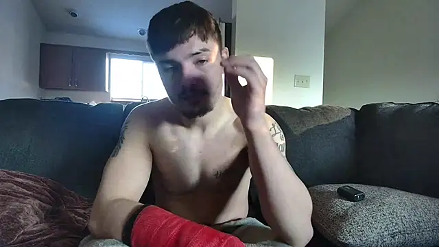 Snapshot of derekmontana2 chatting on 02.14.26 derekmontana2 online show from 02.14.26