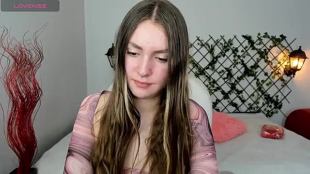 velvet  moon online show from 11.26.25