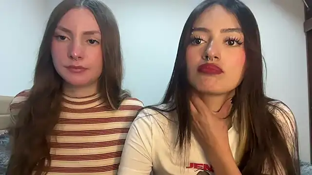 velvet  moon online show from 04.26.26