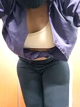 Snapshot of maya_telugu_22 chatting on 10.13.25 maya telugu 22 online show from 10.13.25