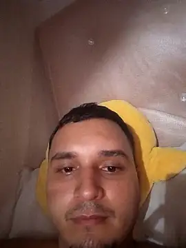 Snapshot of Hotguys111 chatting on 11.27.25 Hotguys111 online show from 11.27.25