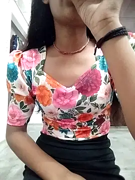 Naina 04 online show from 10.02.25