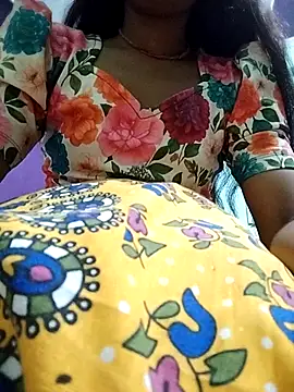 Naina 04 online show from 10.06.25