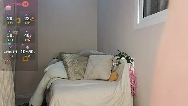 Olivia Noir online show from 01.15.26