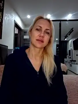 Snapshot of KissMiSveet chatting on 01.18.26 KissMiSveet online show from 01.18.26