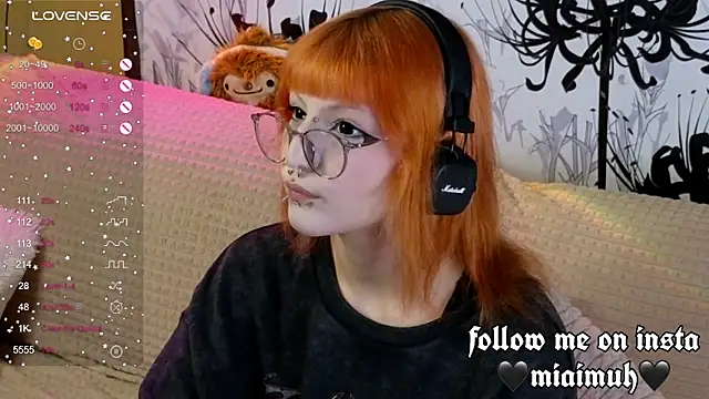 mia  yui online show from 09.14.25