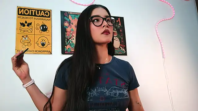 Aurorabeck  online show from 10.11.25