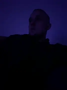 Snapshot of MikeFake chatting on 02.10.26 MikeFake online show from 02.10.26