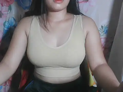 Katie Winslet online show from 10.18.25