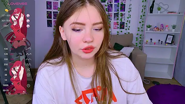 Moon  Bunny online show from 04.11.26