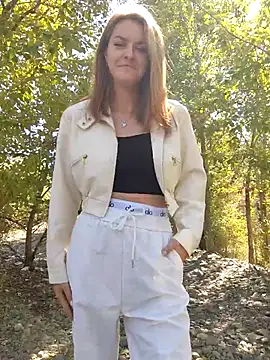 YOOUR EVAA online show from 09.14.25