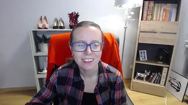 sweetxLizzy online show from 11.07.25