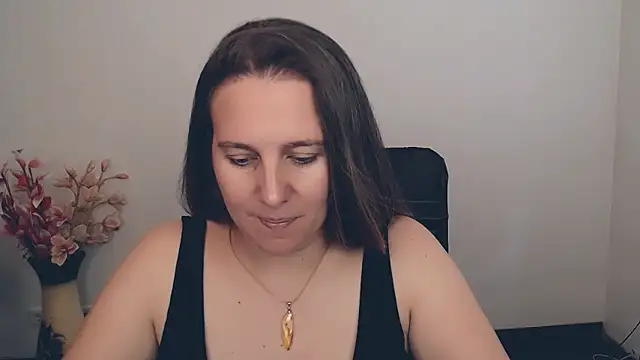 Darklure  online show from 09.16.25