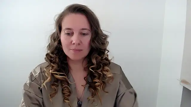 Darklure  online show from 10.04.25