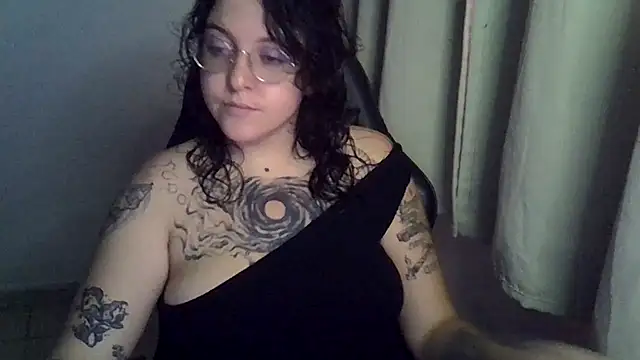 Blue Liz online show from 10.21.25