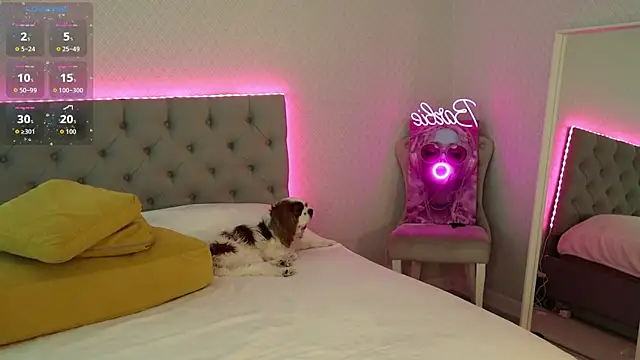 Snapshot of Katherinepinke chatting on 10.25.25 Katherinepinke online show from 10.25.25