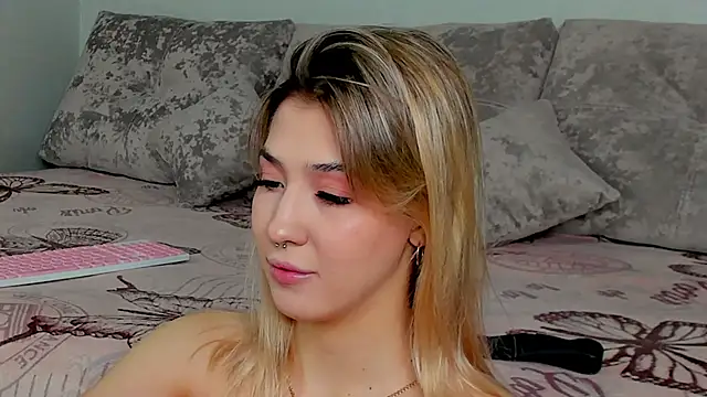 Bella svon online show from 12.05.25