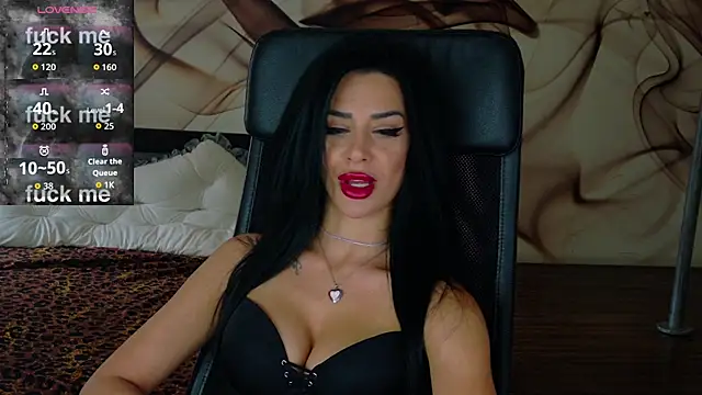 NaomiScarlet online show from 10.16.25