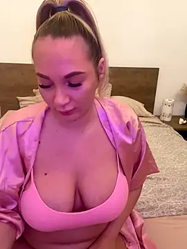 Snapshot of NellyExtraa chatting on 11.09.25 NellyExtraa online show from 11.09.25