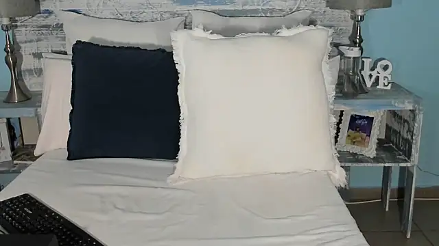 Jess555 online show from 02.08.26