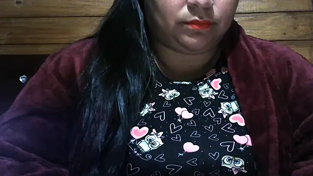 Snapshot of MARRENTINHA34 chatting on 06.23.26 MARRENTINHA34 online show from 06.23.26