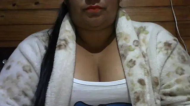 Snapshot of MARRENTINHA34 chatting on 06.27.26 MARRENTINHA34 online show from 06.27.26