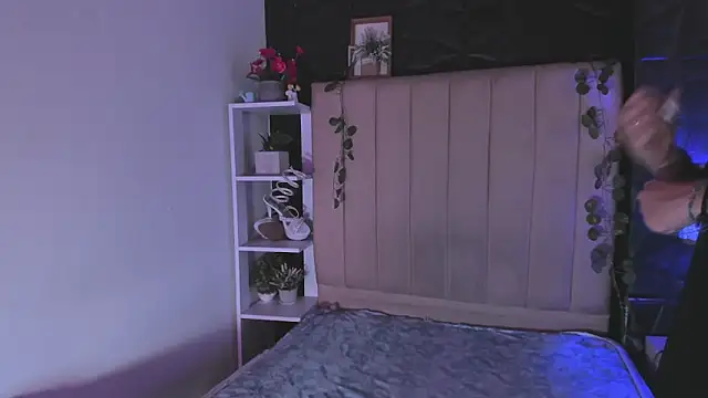 Bonnali lune online show from 02.09.26