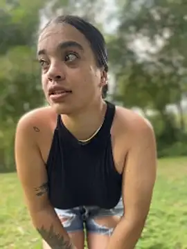 JuanitaMore01 online show from 03.21.26