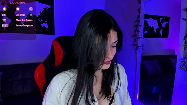 ZoeValencia1 online show from 10.31.25