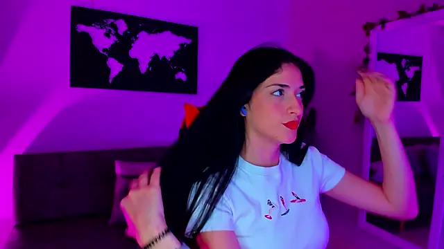 ZoeValencia1 online show from 03.04.26