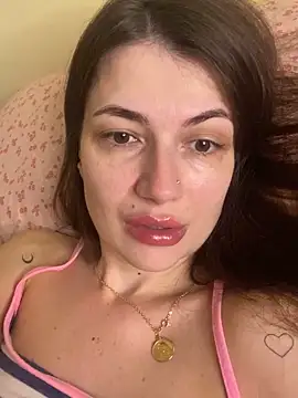 Cute Erika online show from 11.25.25