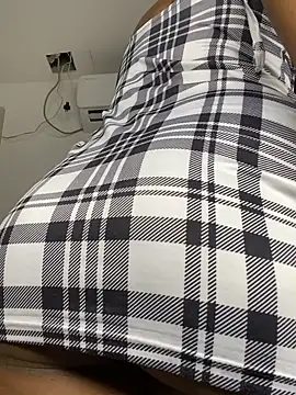 Rousevans  online show from 09.27.25