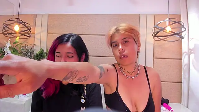 AnnieAndReach online show from 01.19.26