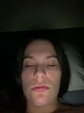 Mineirinhajuju online show from 11.04.25