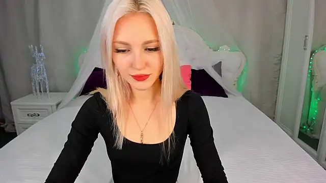 LisaFoxyMe online show from 11.09.25