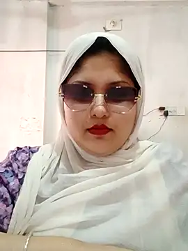 Snapshot of Nusrat-N chatting on 06.07.26 Nusrat-N online show from 06.07.26