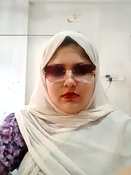 Snapshot of Nusrat-N chatting on 06.09.26 Nusrat-N online show from 06.09.26